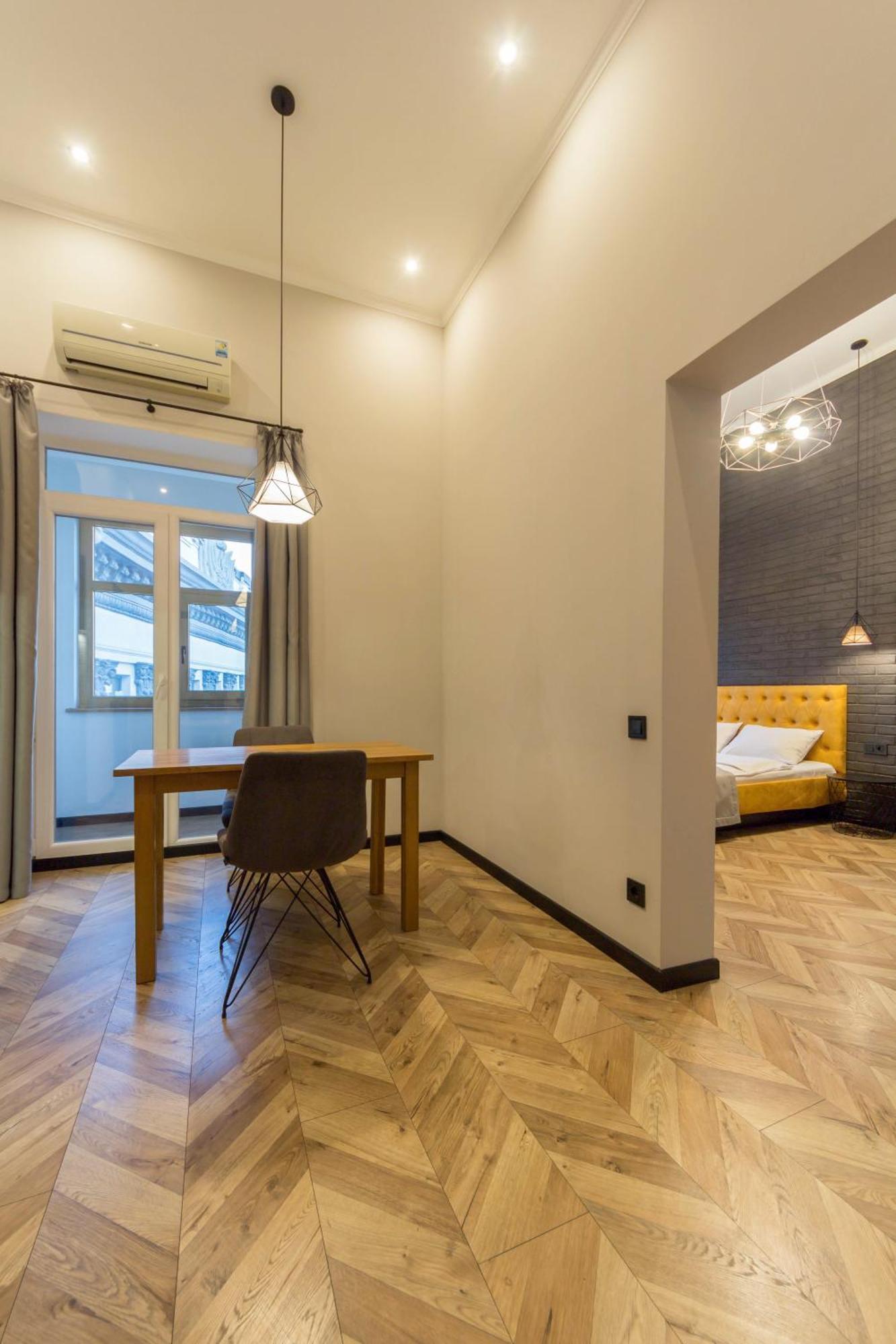 Self Check-In Apartments Киев Экстерьер фото